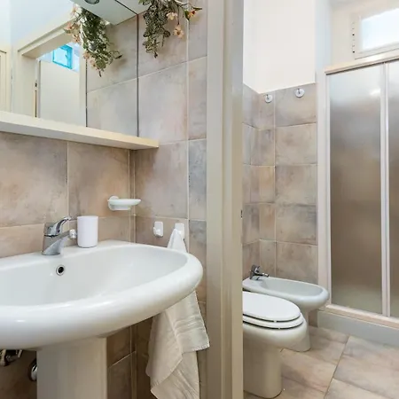 Hostdomus-marine Sea View * Finale Ligure