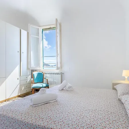 Hostdomus-marine Sea View Finale Ligure